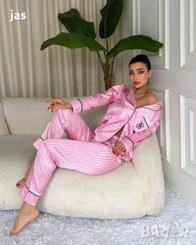 Сатенена пижама Victoria’s Secret, снимка 4 - Пижами - 48552569