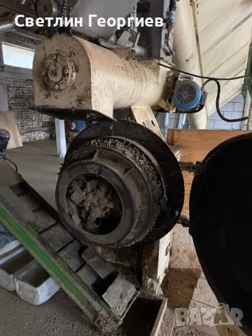 Линия за производство на пелети от люцерна,слама, слънчогледови люспи