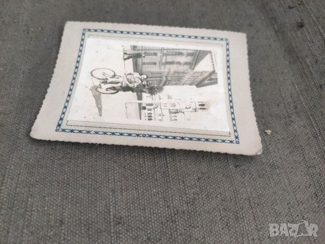 Продавам снимки Колоездач на площад Александър Невски 1948, снимка 3 - Други ценни предмети - 40238206