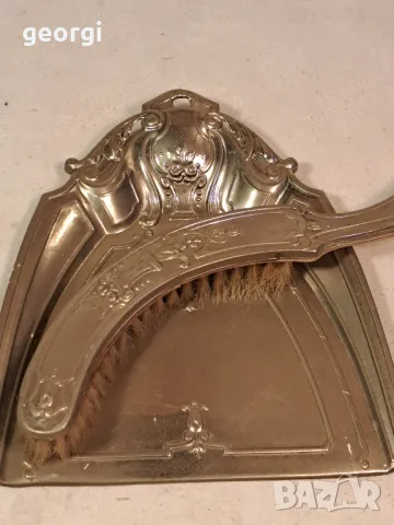 ретро иноксова лопатка с четка за почистване 23/1