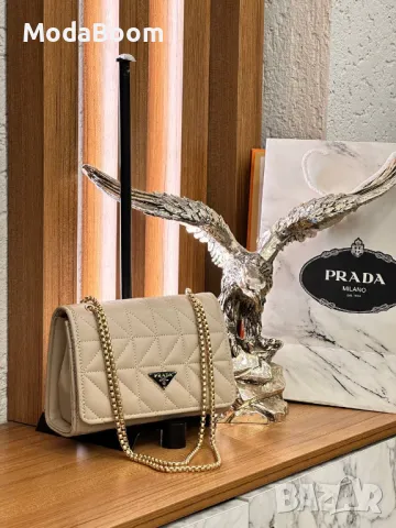 Prad🅰️ дамски чанти Различни цветове , снимка 3 - Чанти - 48848357