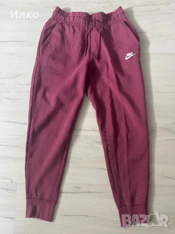 Дамско долнище Nike 