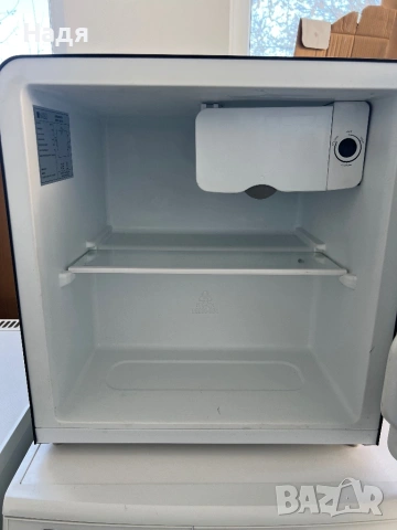 Хладилник минибар NABO мод.KBR481 ,черен,43 л, снимка 3 - Хладилници - 53803516