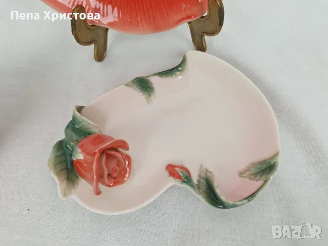 Троен сет за кафе от китайски 3Д порцелан Fromone., снимка 9 - Чаши - 49020647