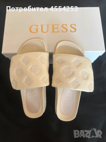 Чехли Guess, снимка 5 - Чехли - 51643019