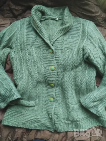 100% Вълнена Дебела Топла Жилетка, снимка 3 - Жилетки - 51960845