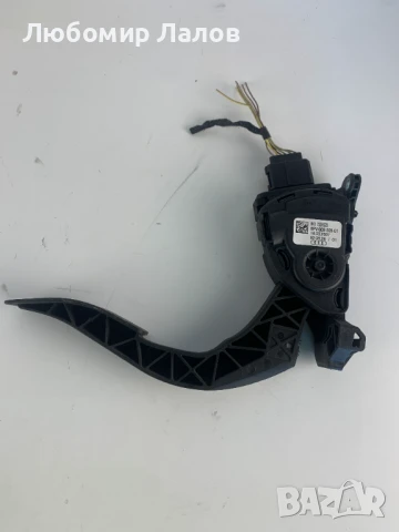 Потенциометър педал газ Audi A4 B8 A5 8T A6 C6 4F Q5 8R (08-17)г. 8K1723523