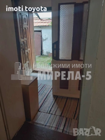 Къща на главен булевард в гр.Добрич, снимка 11 - Къщи - 52085961