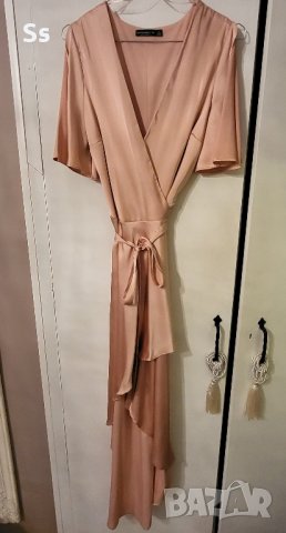 сатенена официална рокля Bershka 