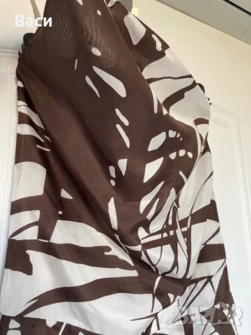 Hugo Boss оригинална копринена рокля, снимка 2 - Рокли - 47665142