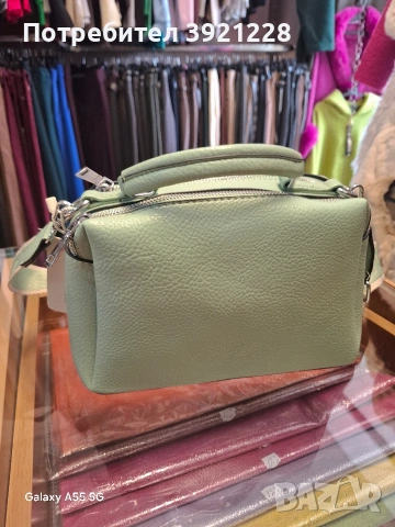 Дамски чанти, снимка 5 - Чанти - 53681077