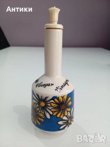 Стар порцеланов оливерник Goebel 