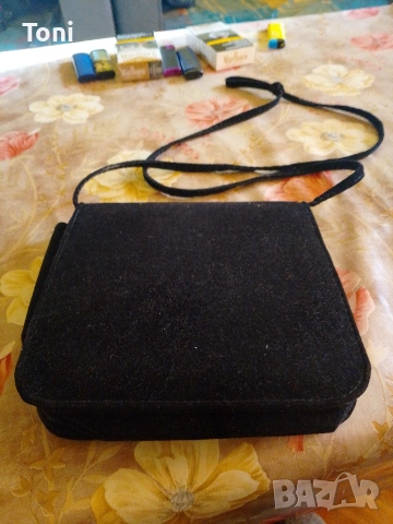 чанта чантичка велурена момиче жена