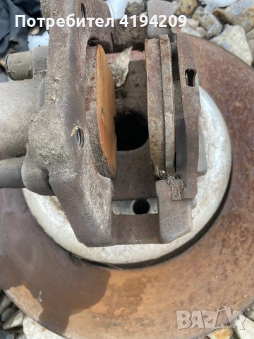 Е60 545 бензин задни дискове с апарати 120 евро, снимка 2 - Части - 53422068