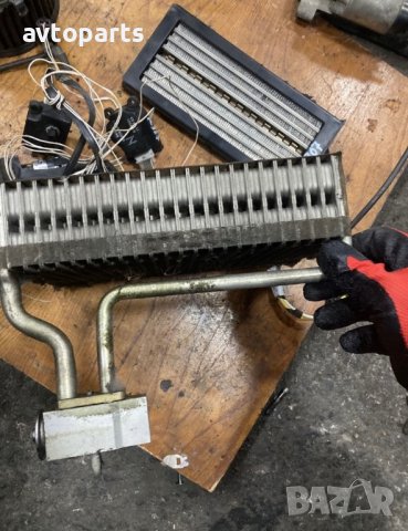 Peugeot 307 2.0hdi  ,радиатори и клапи парно, снимка 2 - Части - 40559186