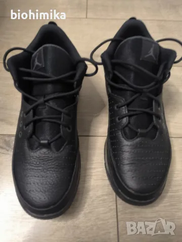 Jordan Max Aura 5 Black 45, снимка 3 - Маратонки - 56246736