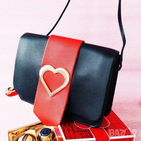 Дамска чанта от еко кожа , катарама сърце, снимка 4 - Чанти - 35937811