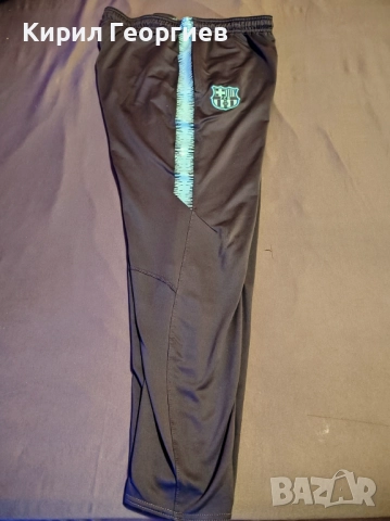 Спортно долнище Nike Barcelona., снимка 4 - Спортни дрехи, екипи - 52579116