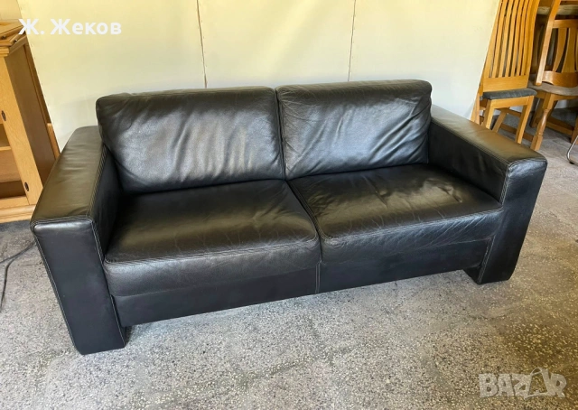 Кожен диван