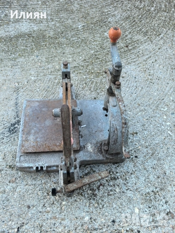 Машина за плочки 