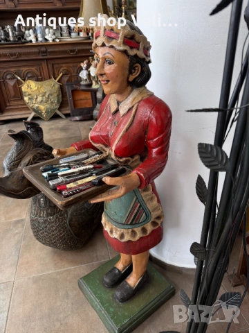 Голяма дървена фигура на сервитьорка-посрещач №7976 И, снимка 4 - Антикварни и старинни предмети - 53872676