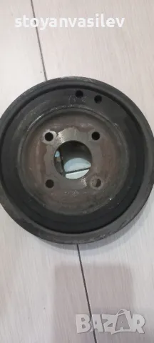 шайбата кол.вал вояджер 2.8срд , снимка 3 - Части - 48775949