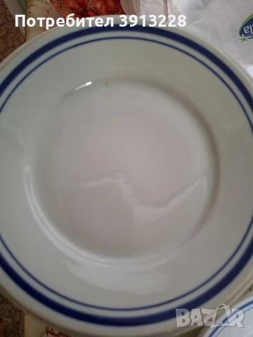 Сервиз порцелан 29 части български.Много здрав!, снимка 2 - Сервизи - 50502454