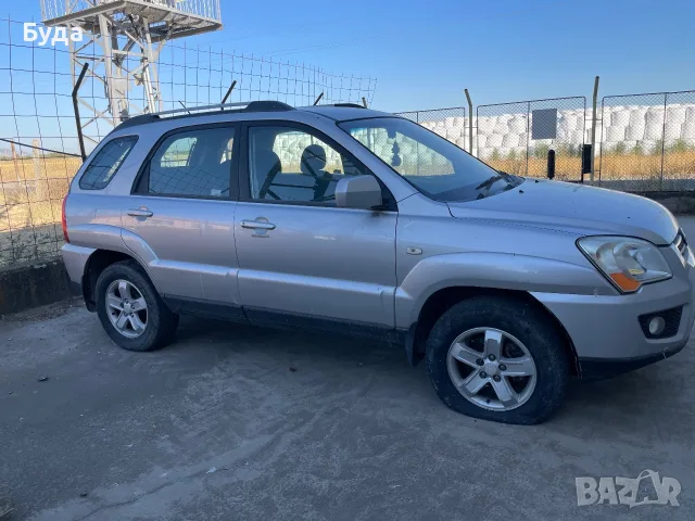 Kia Киа 2.2 с дясен волан, снимка 3 - Автомобили и джипове - 56041790