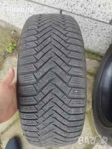 Зимни гуми 205 55 16 Laufenn, снимка 4 - Гуми и джанти - 52599457