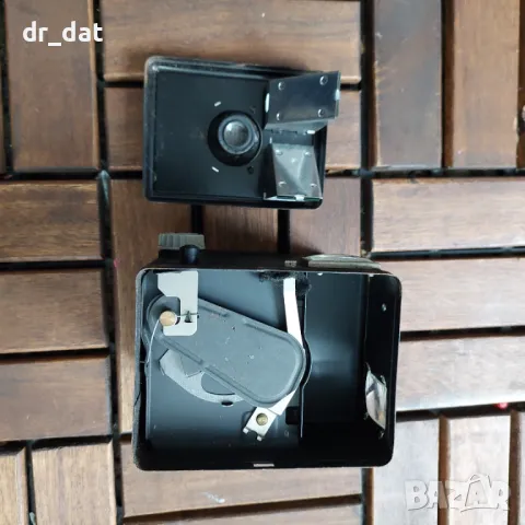 Фотоапарат Brownie by Kodak, снимка 5 - Антикварни и старинни предмети - 50351948