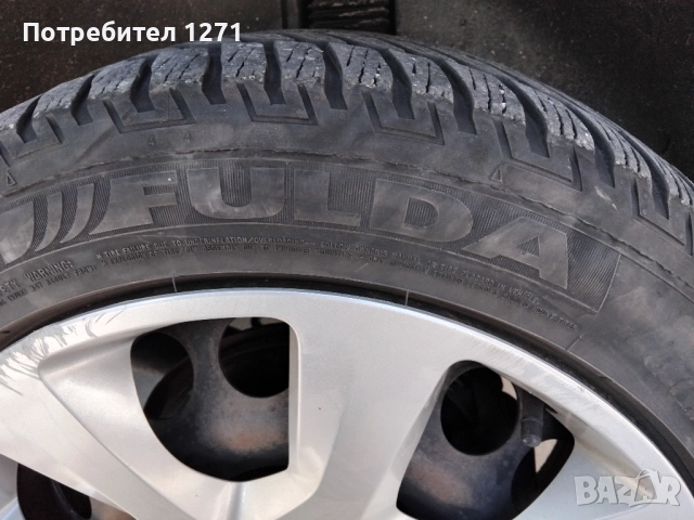 Две много запазени зимни гуми 225-50-17 Fulda, снимка 3 - Гуми и джанти - 52121104