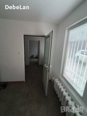 Продава ателие