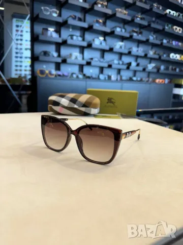 очила с калъф burberry, снимка 5 - Слънчеви и диоптрични очила - 50406913
