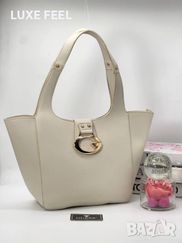 Guess⚜️Дамски Чанти , снимка 11 - Чанти - 53216137