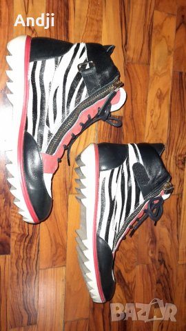 Дамски боти боти, снимка 7 - Дамски боти - 34396112