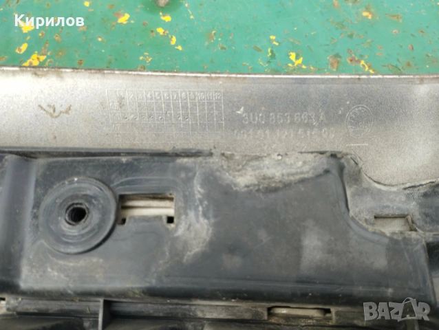 Решетка на преден капак за Skoda Superb I (2001 -2008), снимка 4 - Части - 53636645