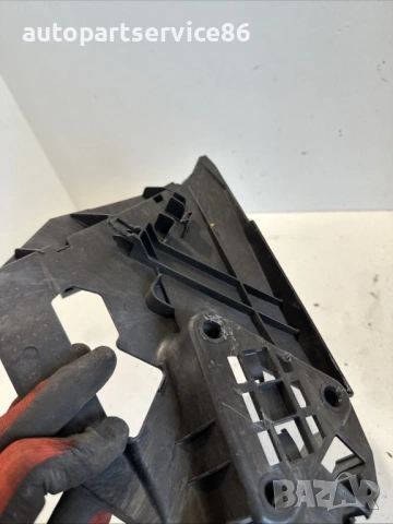 Рамка за дръжка на задна лява врата за Volvo XC60 (2011) 30753337, снимка 2 - Части - 53742139