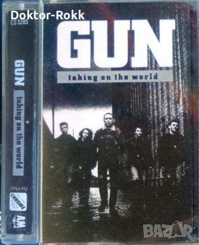 11. Ценни албуми на касети с черно-бели обложки