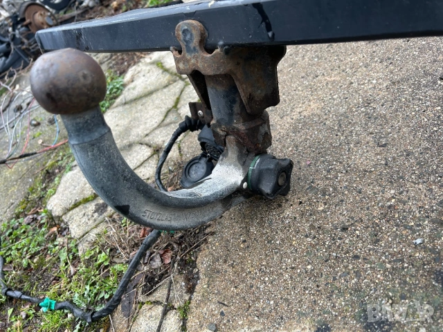 теглич VW Touran 2003-2010 с модул 8E0907383A