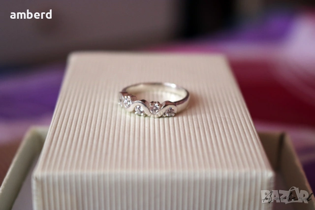 Нежен сребърен пръстен - модел R065