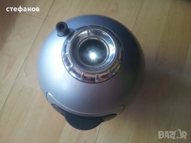 – Планетариум на дискавъри, полупрофесионален, разработен от НАСА.