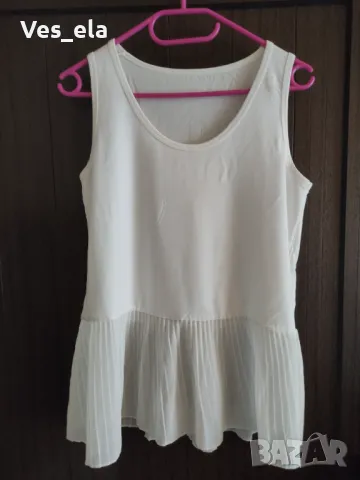 Бял потник с долна част плисе, снимка 1