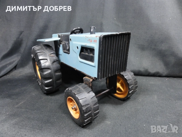 СТАРА РЕТРО СОЦ НРБ МЕТАЛНА ИГРАЧКА ТРАКТОР МИР РАЗГРАД