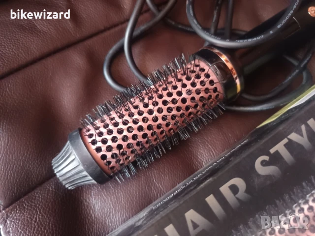 Hair Style Inc Comb 1,25-инчова нагреваема четка за къдрене маша за коса, снимка 3 - Маши за коса - 50713799