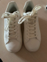 Дамски обувки, снимка 1 - Дамски ежедневни обувки - 44638377