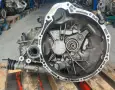 Скоростна кутия Nissan 2.2D , снимка 1
