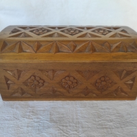 Дървена кутия за бижута, снимка 1 - Ръчно изработени сувенири - 36054295