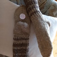 Ръчно плетени мъжки чорапи от вълна, размер 39, снимка 1 - Мъжки чорапи - 41960429