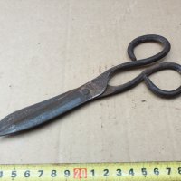 възрожденска кована ножица - абаджийска , снимка 6 - Антикварни и старинни предмети - 35789387