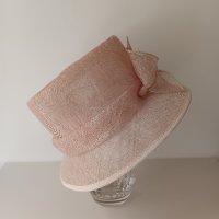 Елегантна лятна дамска шапка, официална шапка, розова лятна шапка, снимка 2 - Шапки - 40171048